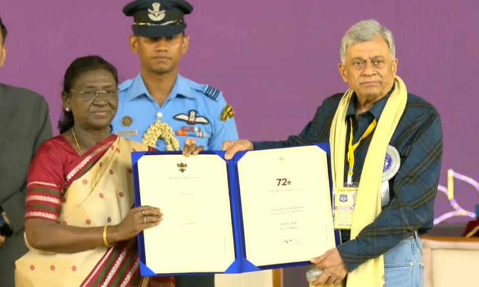 anant-nag-dadasaheb-phalke-award-presentation-ekta-nagar