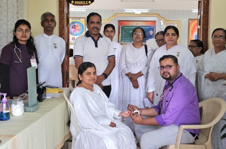 shivamogga-ayurveda-day-free-health-checkup-and-awareness-program