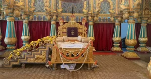 ಮೈಸೂರು ಅರಮನೆಯಲ್ಲಿ ರತ್ನಖಚಿತ ಸಿಂಹಾಸನ ಜೋಡಣೆ ಸಿದ್ಧತೆ - Mysuru Palace Golden Throne