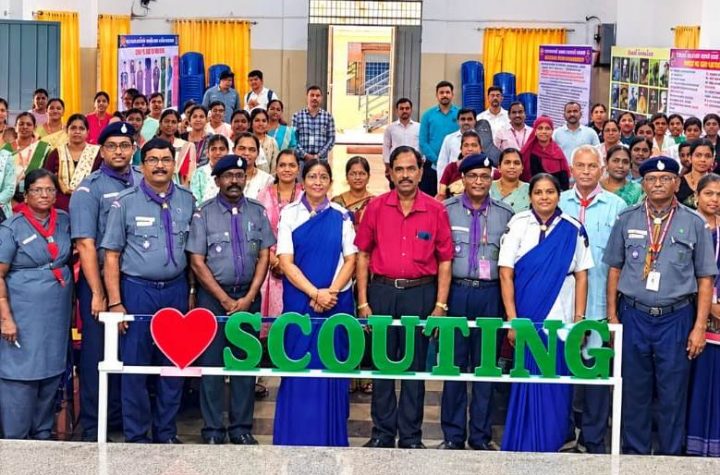 Shakuntala Chandrashekar addressing the Scouts and Guides workshop for teachers in Shivamogga